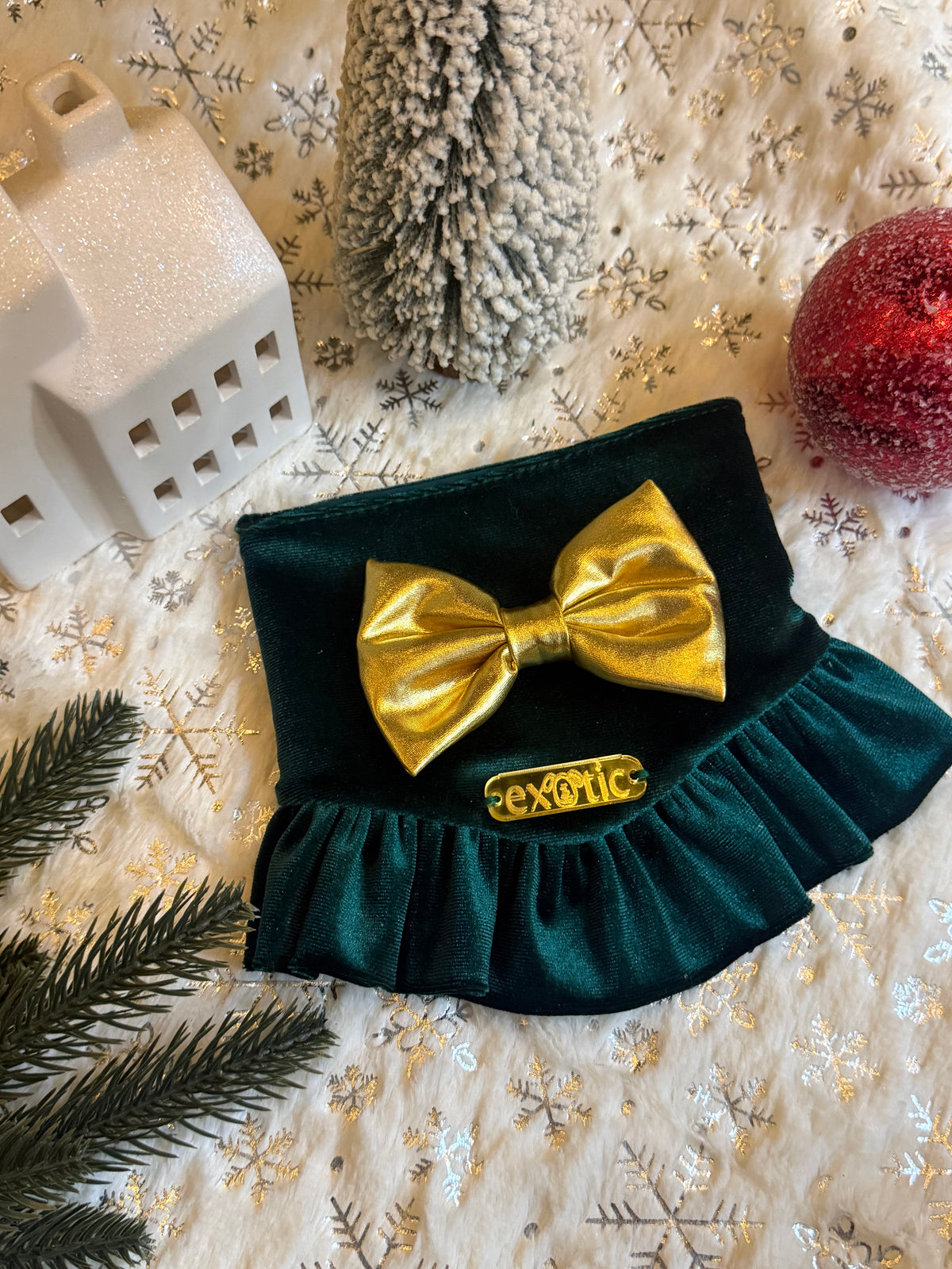 Evergreen Bandana with Ruffle