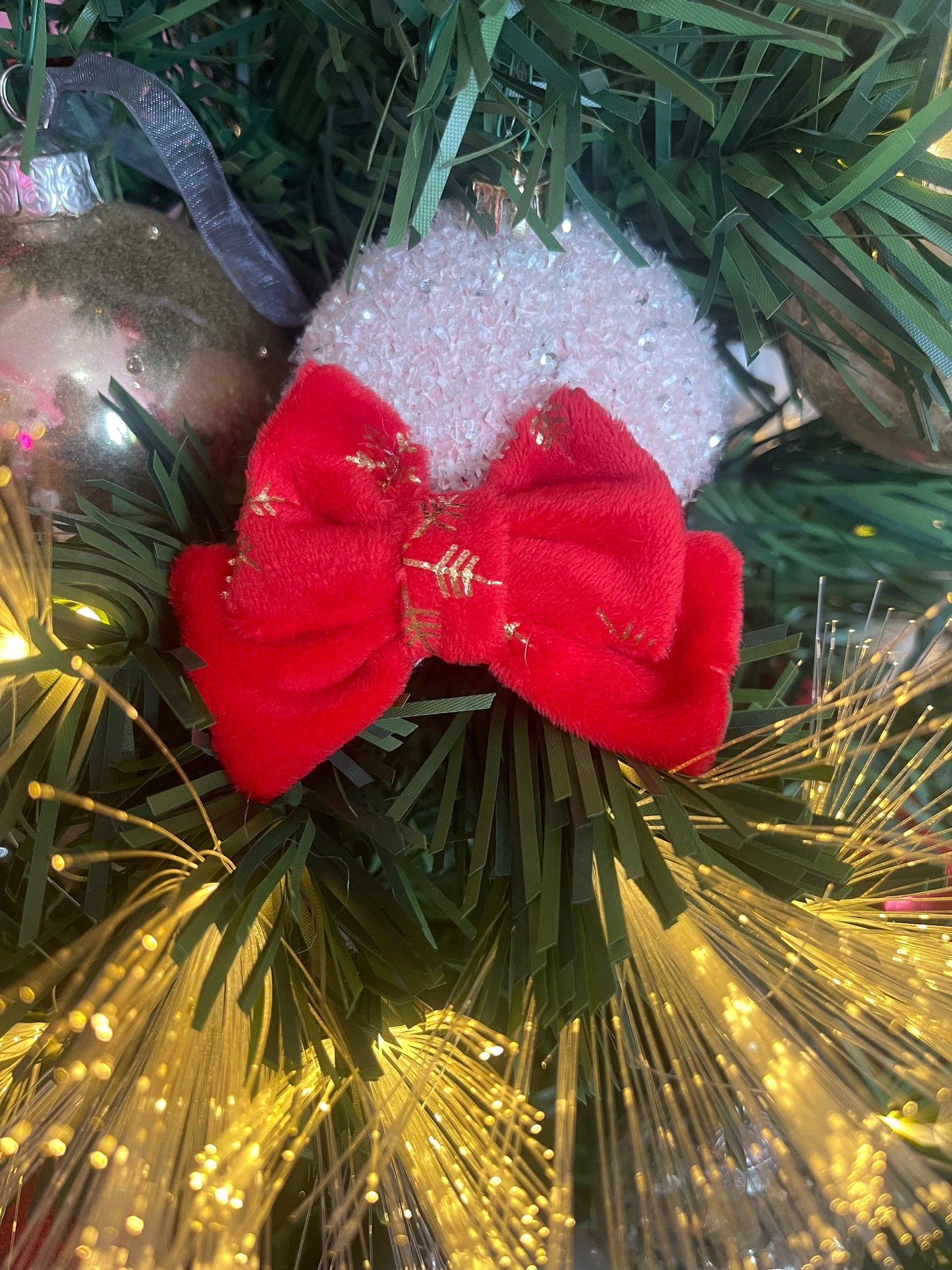 Red Snowflake Hair Bowtie