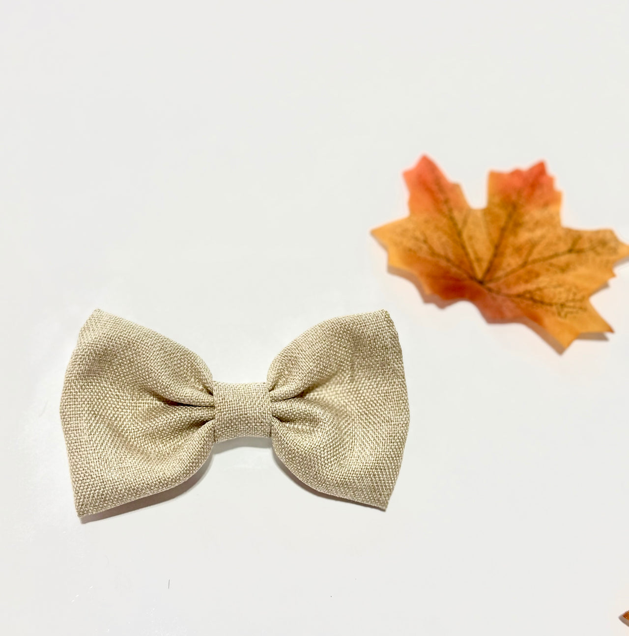 Autumn Laef Hair Bow