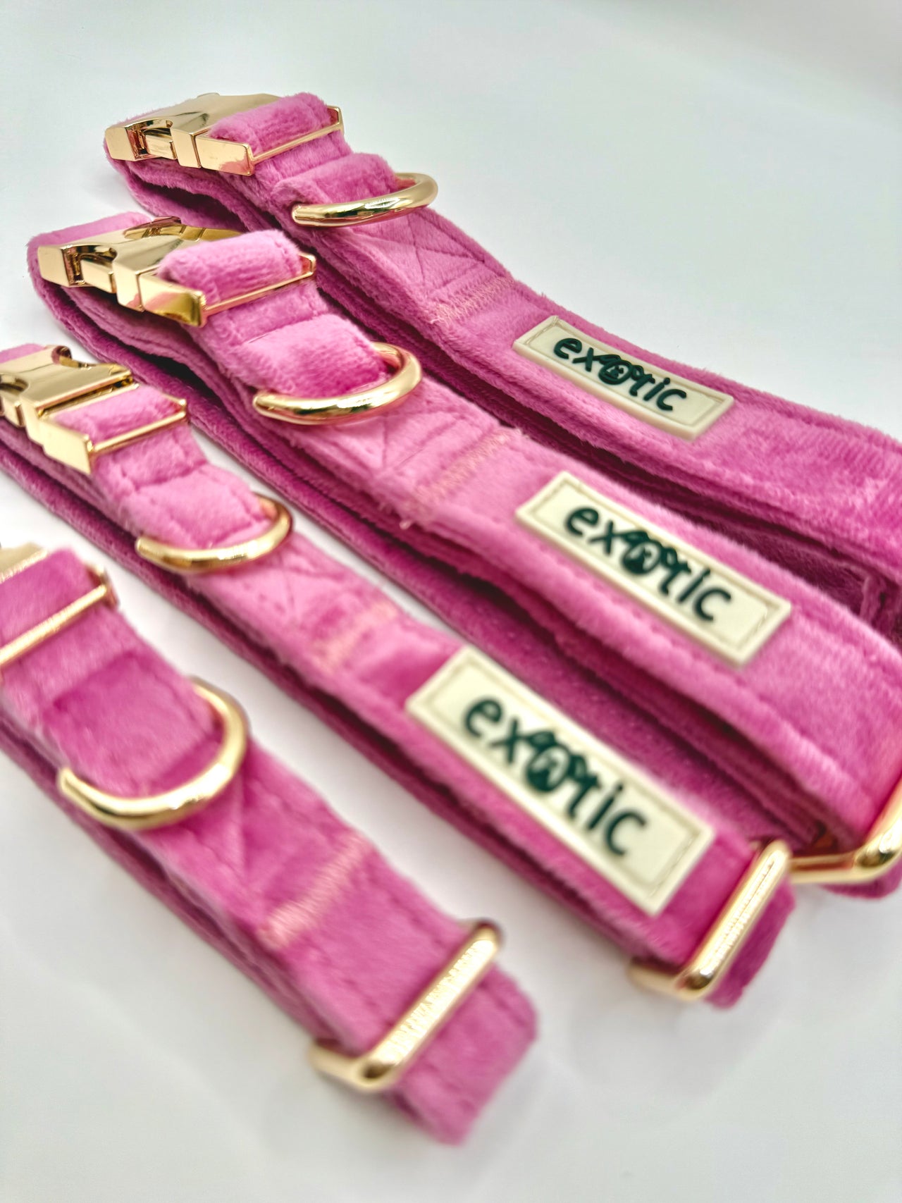 Fuschia Velvet - Dog Collar