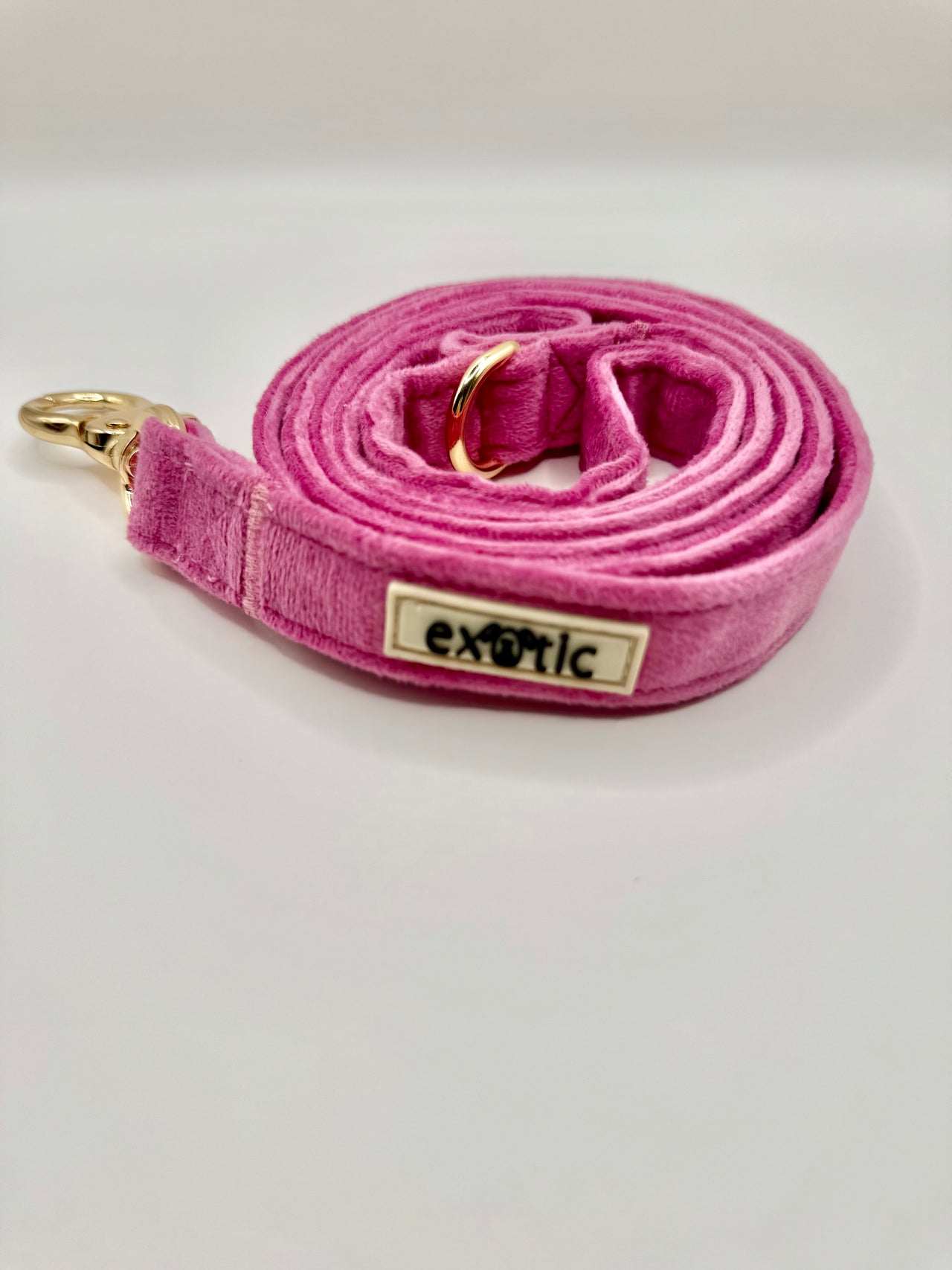 Fuschia Velvet - Dog Leash