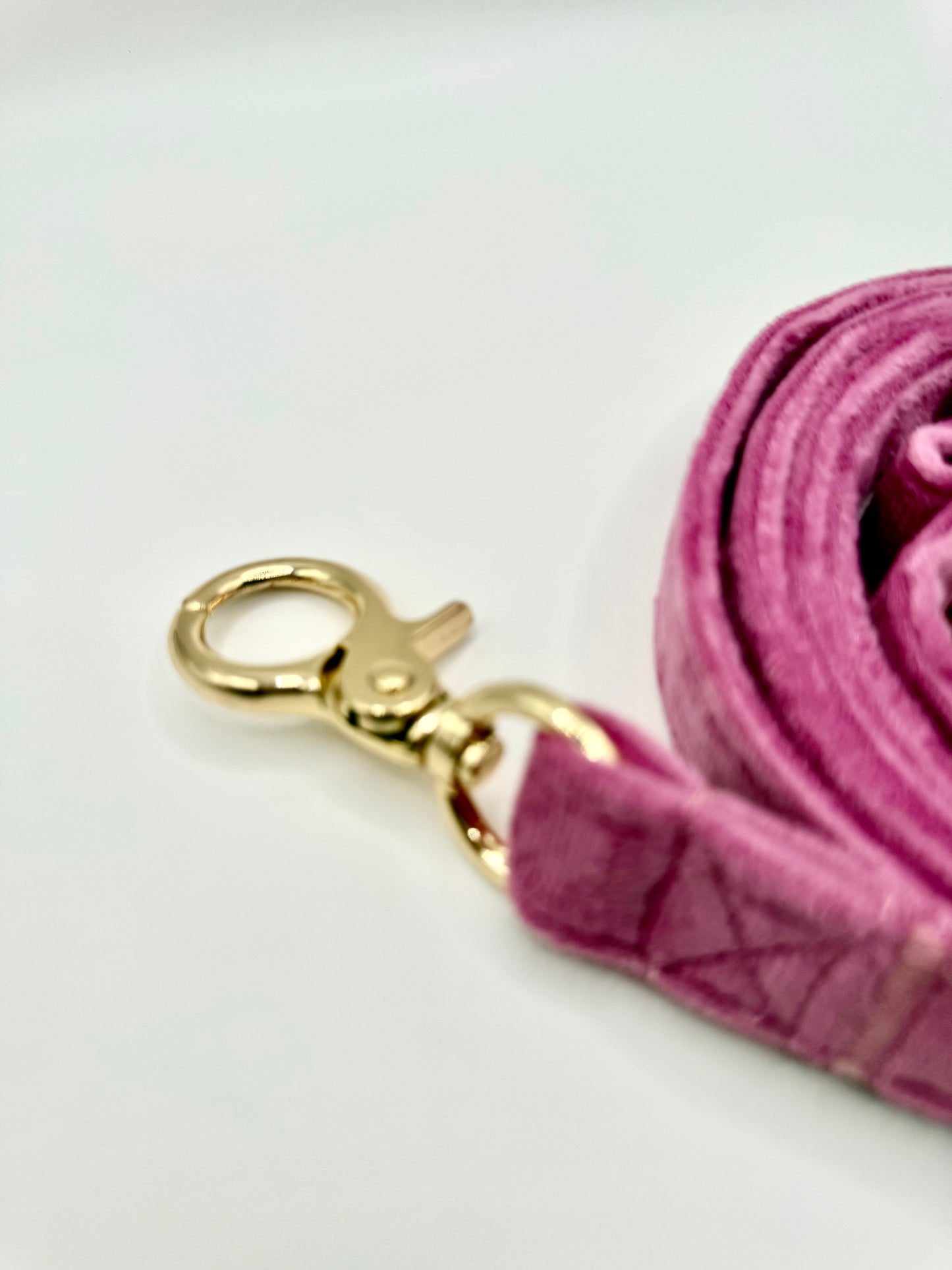 Fuschia Velvet - Dog Leash